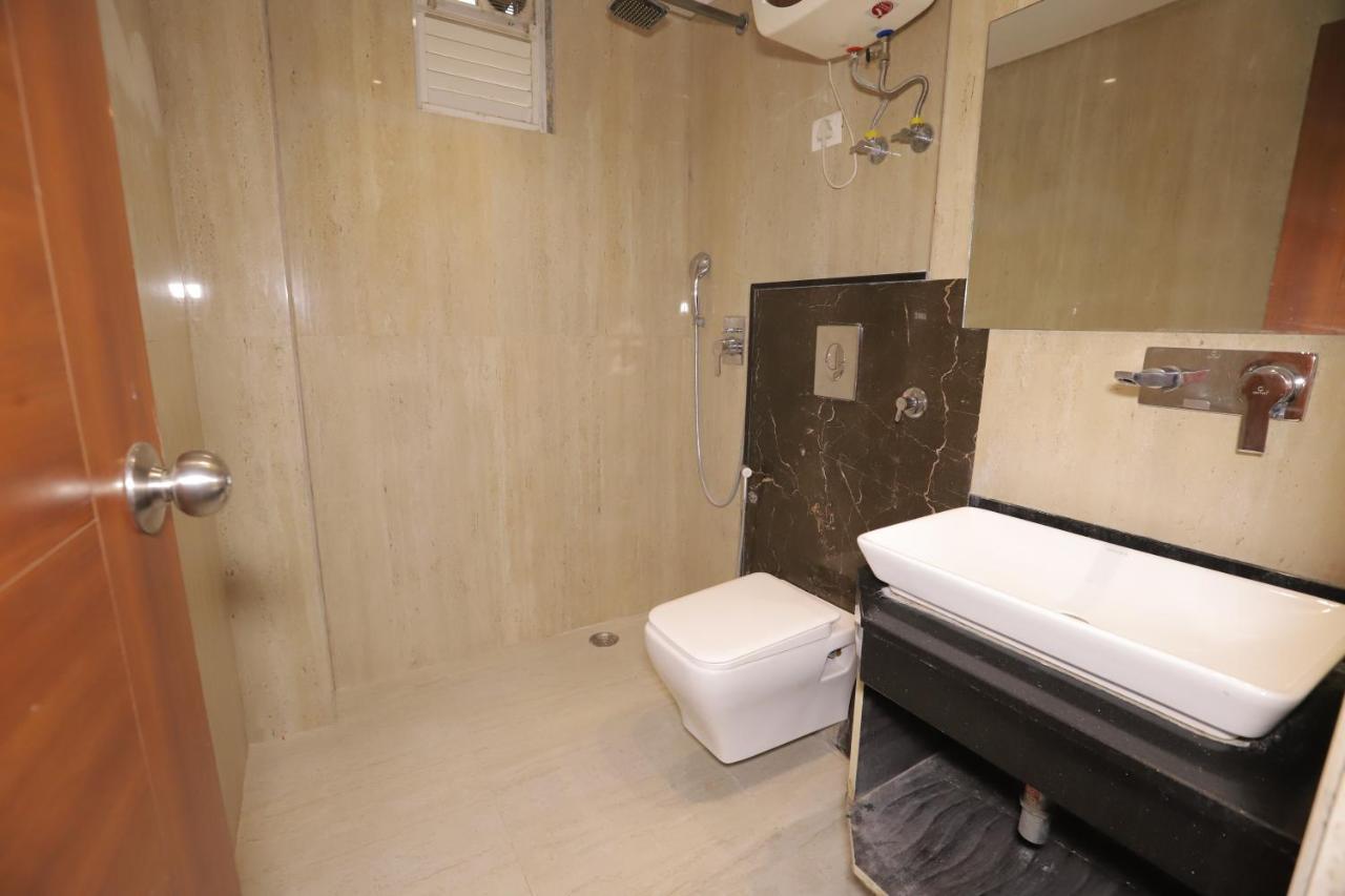 Nh Skye Suites New Delhi Exterior photo